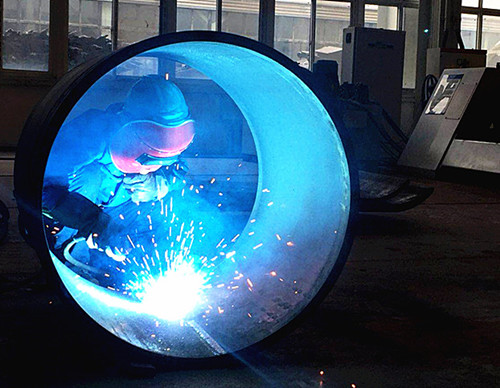 金屬結(jié)構(gòu)分公司舉辦員工電焊工、天車工崗位技術(shù)比武活動