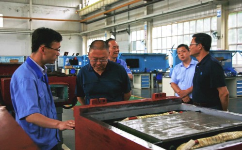 皖北煤電集團公司副總經(jīng)理錢學(xué)森一行到公司參觀考察